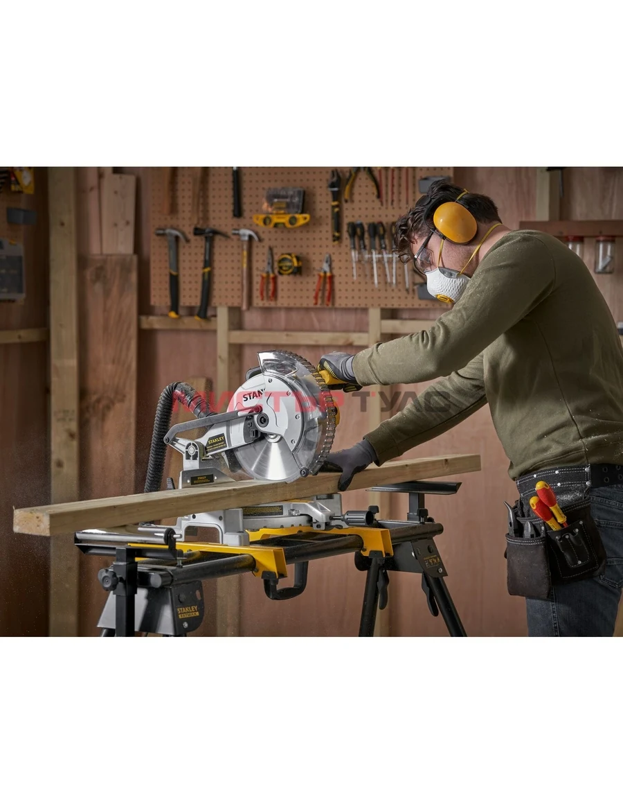 Настолен потапящ циркуляр с герунг Stanley SM1650, 254 mm, 1650 W